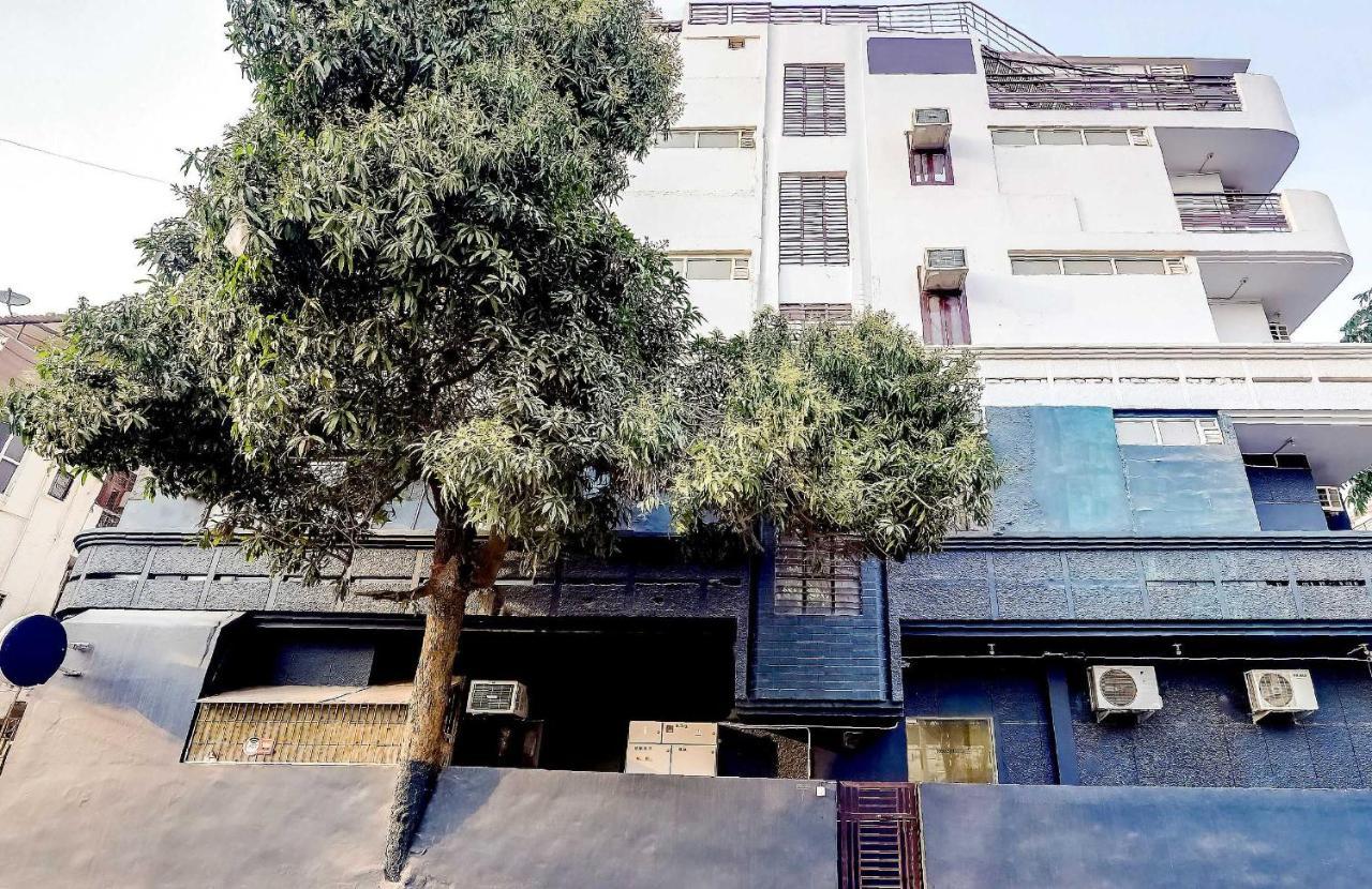 Collection O 71756 Hotel Silver Arrow Near Pacific Mall Tagore Garden Deli Exterior foto
